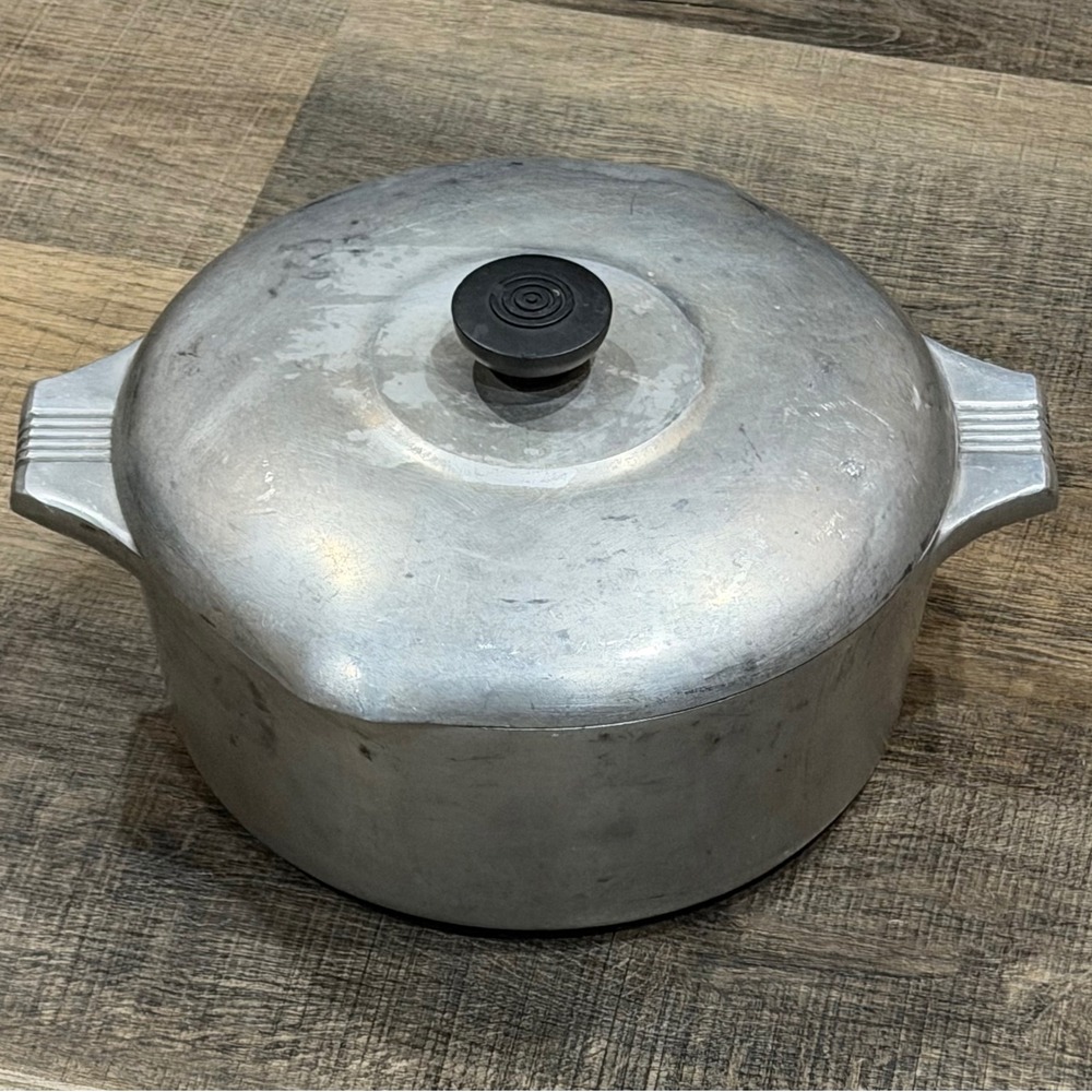 Magnalite GHC 5 Quart Dutch Oven Cast Aluminum Roaster Pot with Lid USA Made